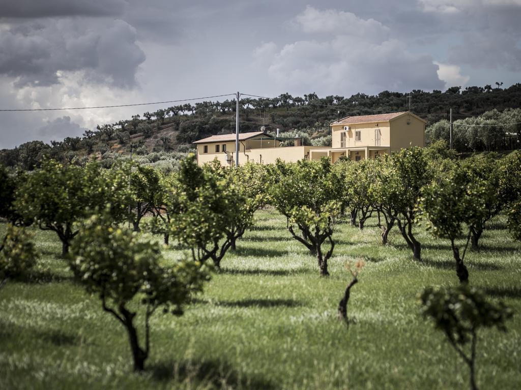 Agriturismo Il Giriatello Crotone Ngoại thất bức ảnh